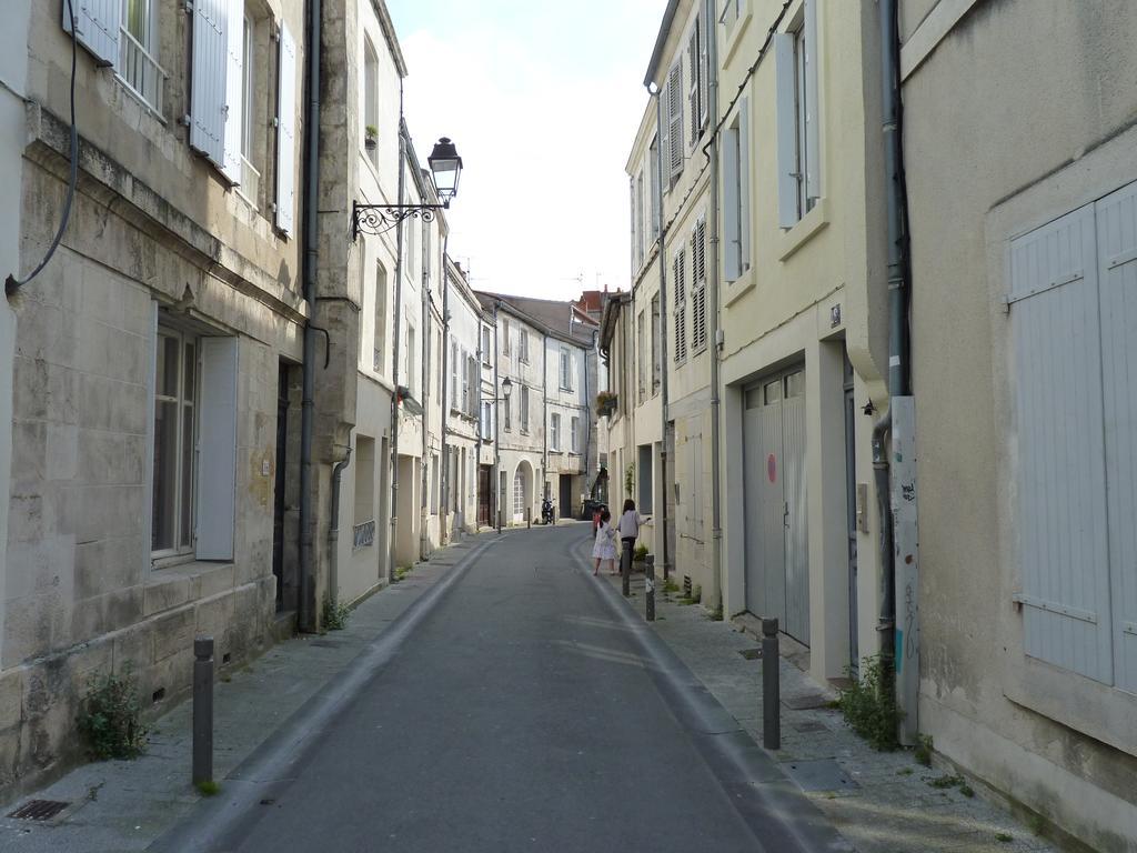 Les Cloutiers Apartamento La Rochelle  Exterior foto
